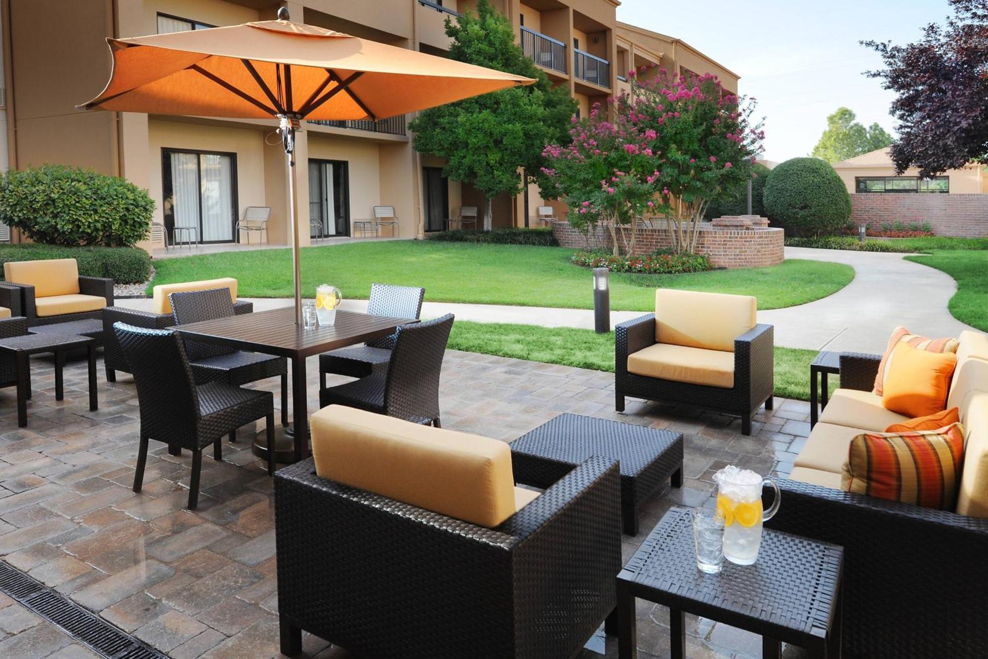 Courtyard By Marriott Oklahoma City Airport Zewnętrze zdjęcie