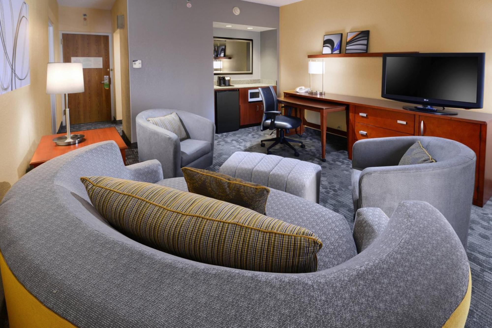 Courtyard By Marriott Oklahoma City Airport Zewnętrze zdjęcie